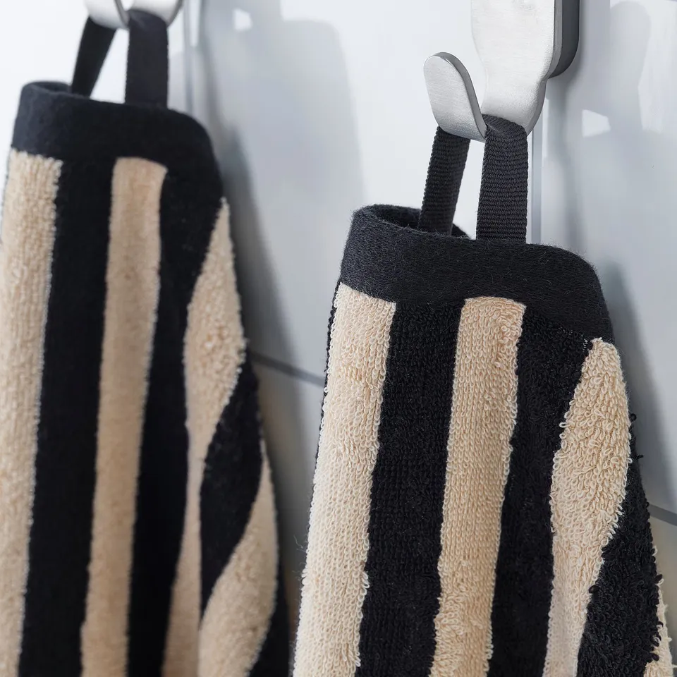 SLÅNHÖSTMAL Hand towel, black/light beige striped, 40x70 cm