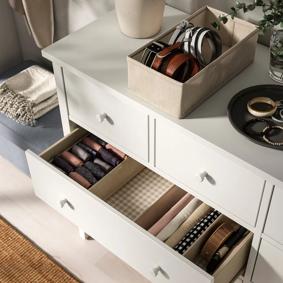 part: GULLABERG chest of 8 drawers