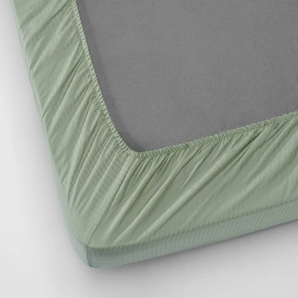 part: LÄKEVÄNDEROT fitted sheet