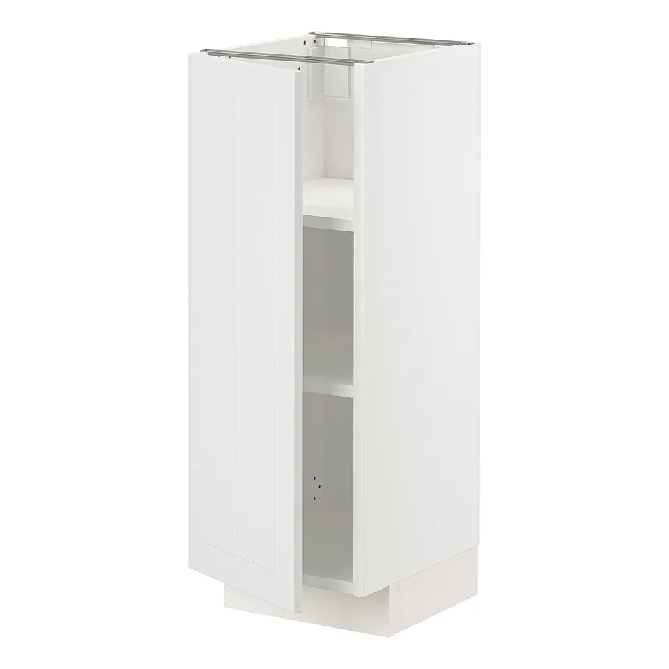 White METOD kitchen cabinet with adjustable shelves.